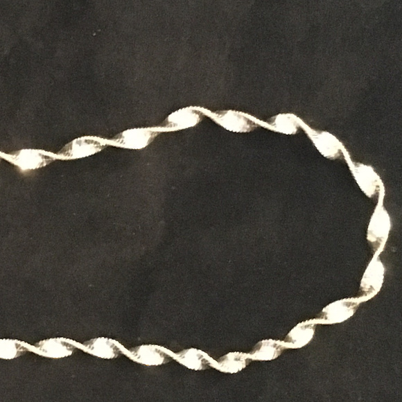 NEW~Sterling Silver Twist Chain - Picture 2 of 3